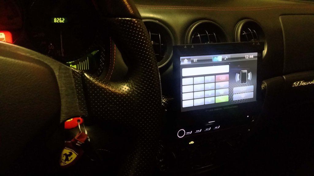 16 DETAIL AUTORADIO.jpg