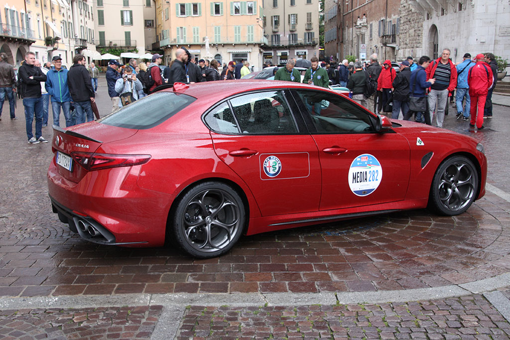 Alfa-Guilia-Brescia.jpg