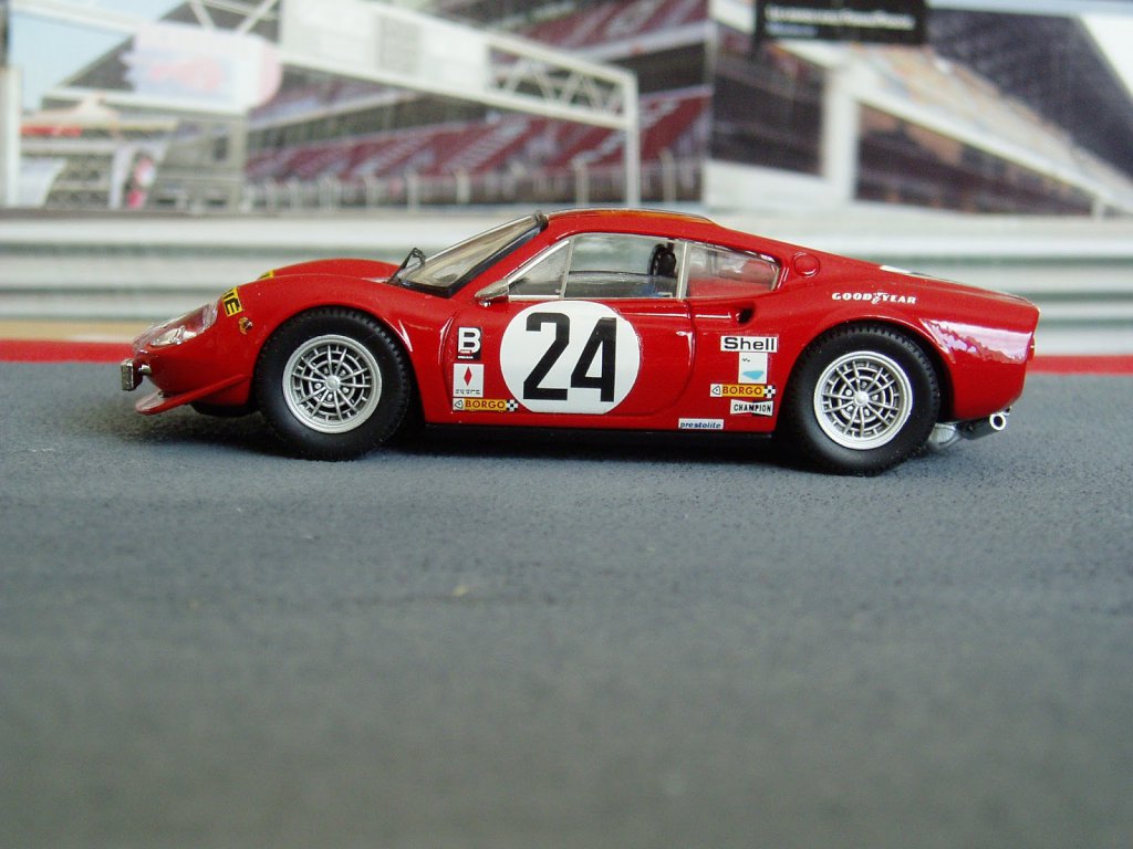 1972 246 GT 2.5 d[1].JPG
