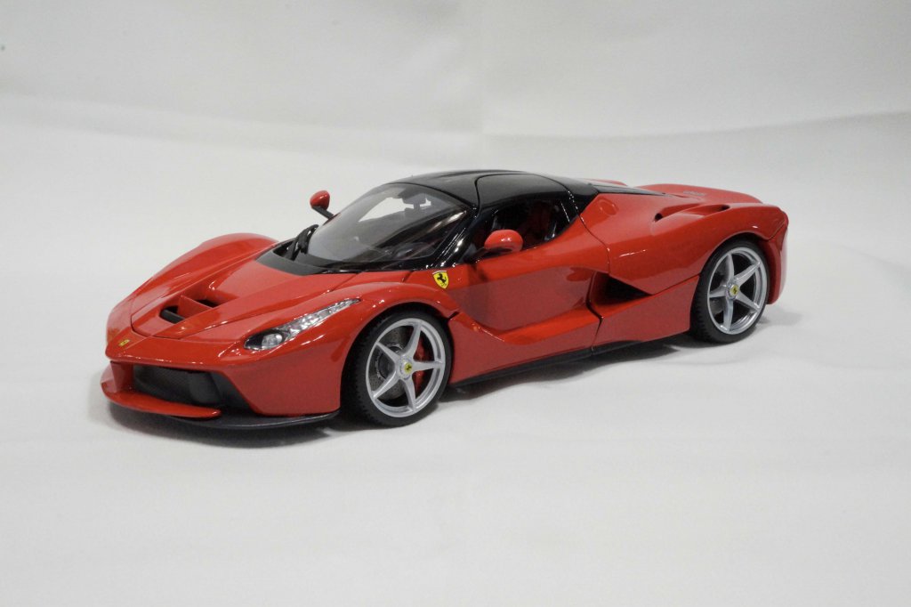 LaFerrari.JPG