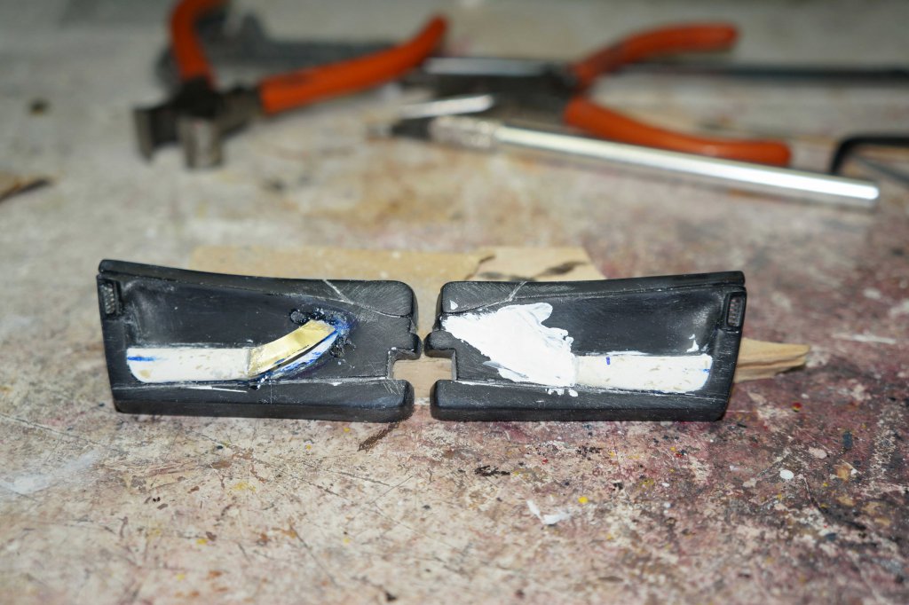 porte modif en cours.JPG