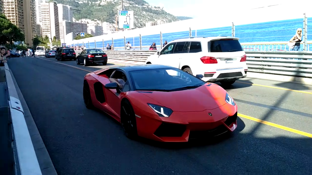 Screenshot_2017-04-22-22-01-26-313_com.miui.videoplayer.png