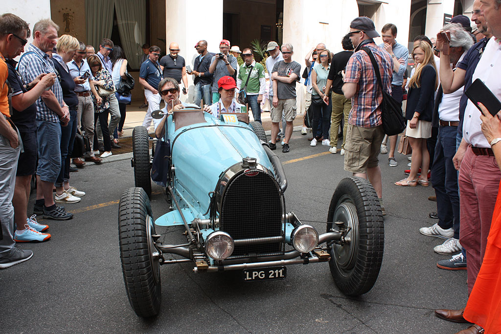 Bugatti-Front.jpg