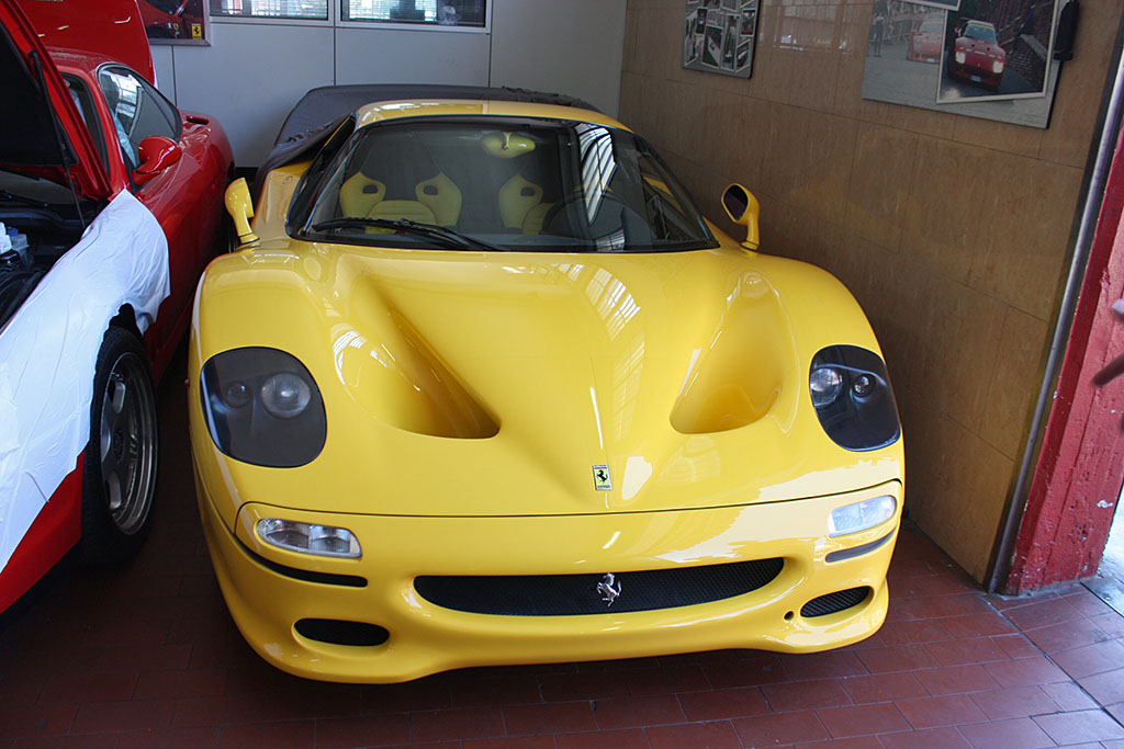 Ferrari-F50-Giallo.jpg