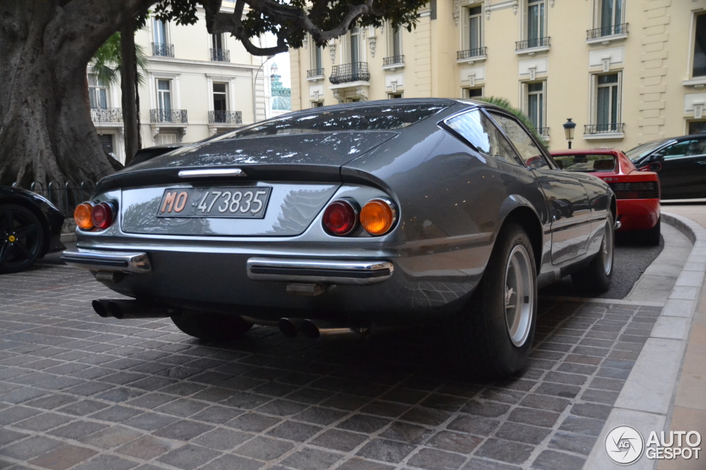 ferrari-365-gtb-4-daytona-c231110102015141439_6.jpg.c2ee46c7ff28f73e68f8882b4860b5d9.jpg