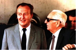 swaters-et-enzo-ferrari.jpg.d1fd559a2033ec926347751247cf9ba1.jpg