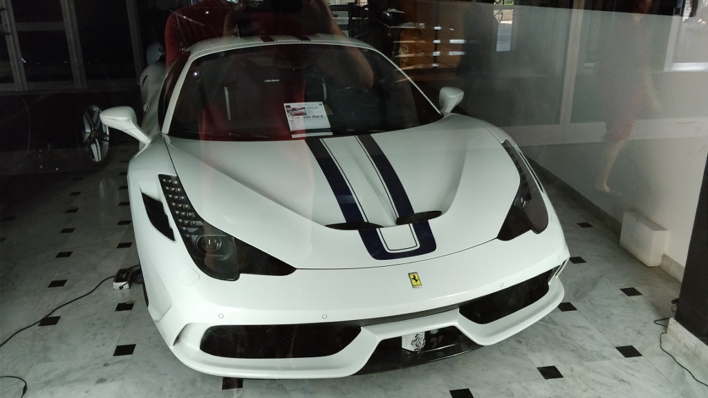 Ferrari-SAperta.jpg