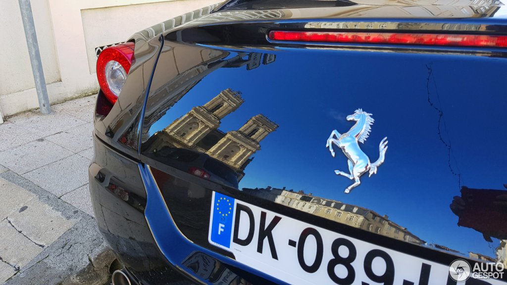 ferrari-599-gtb-fiorano-c875305012018165226_5.thumb.jpg.af2fd919954ff9f37a2b1e2a2f3cbae0.jpg
