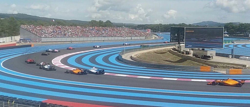 F102.jpg