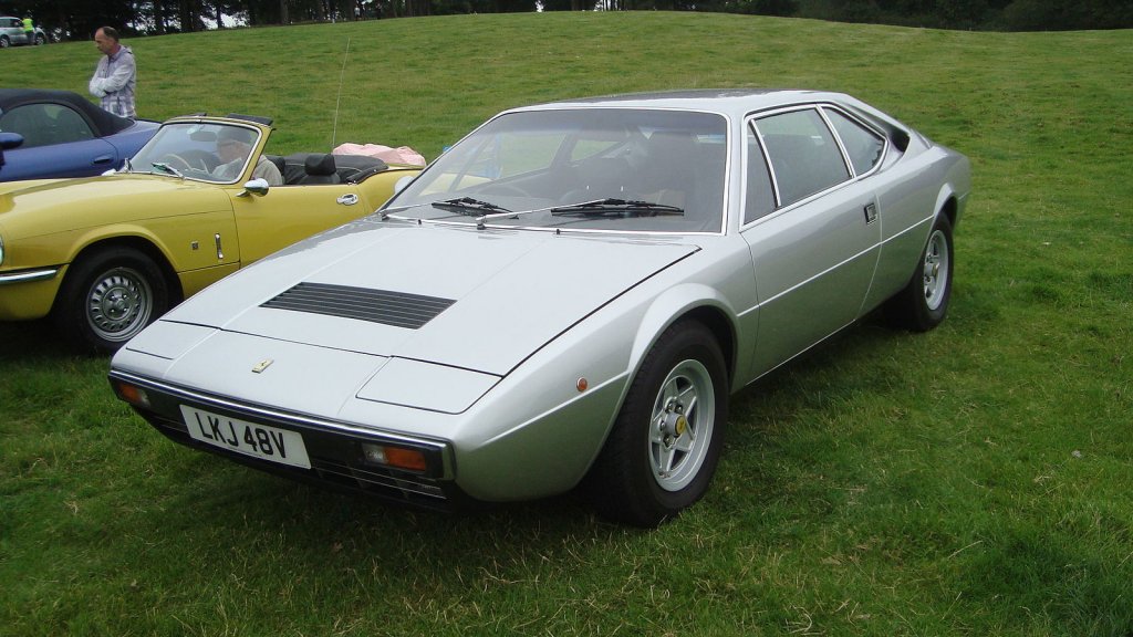 1980_Ferrari_308_GT4_(20440224768).thumb.jpg.5cf077b404fb4d8b3c54147e071aed24.jpg