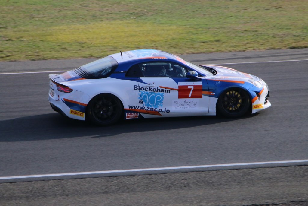 IMG_9772a.thumb.jpg.0a61465fa1e109529eae6f45ed95ae8d.jpg