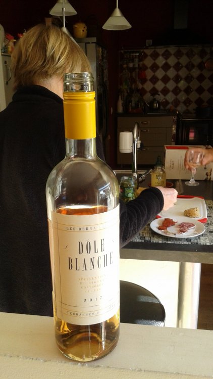 Rosé Suisse.jpg