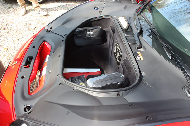Ferrari-488-Pista-Coffre.jpg