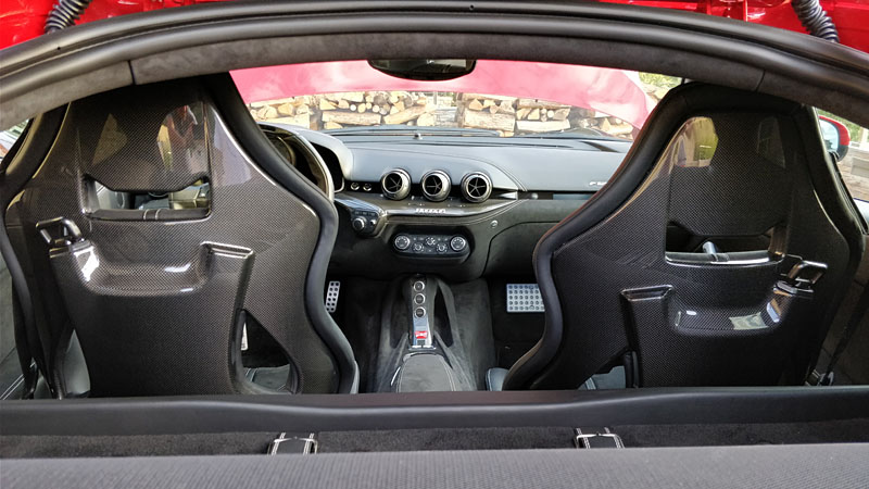 Ferrari-F12-Alain-Intérieur.jpg