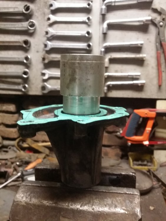 outil pour remonter la garniture.jpg