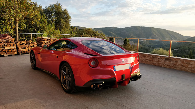 Ferrari-F12-Alain.jpg