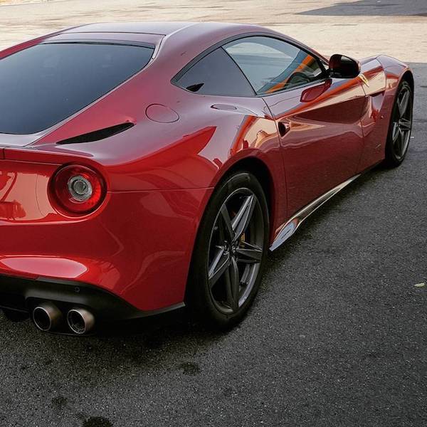 Ferrari-F12-Berlinetta-Side.jpg.21fc70d588dfe2b8821edc9fe6e2f8d3.jpg