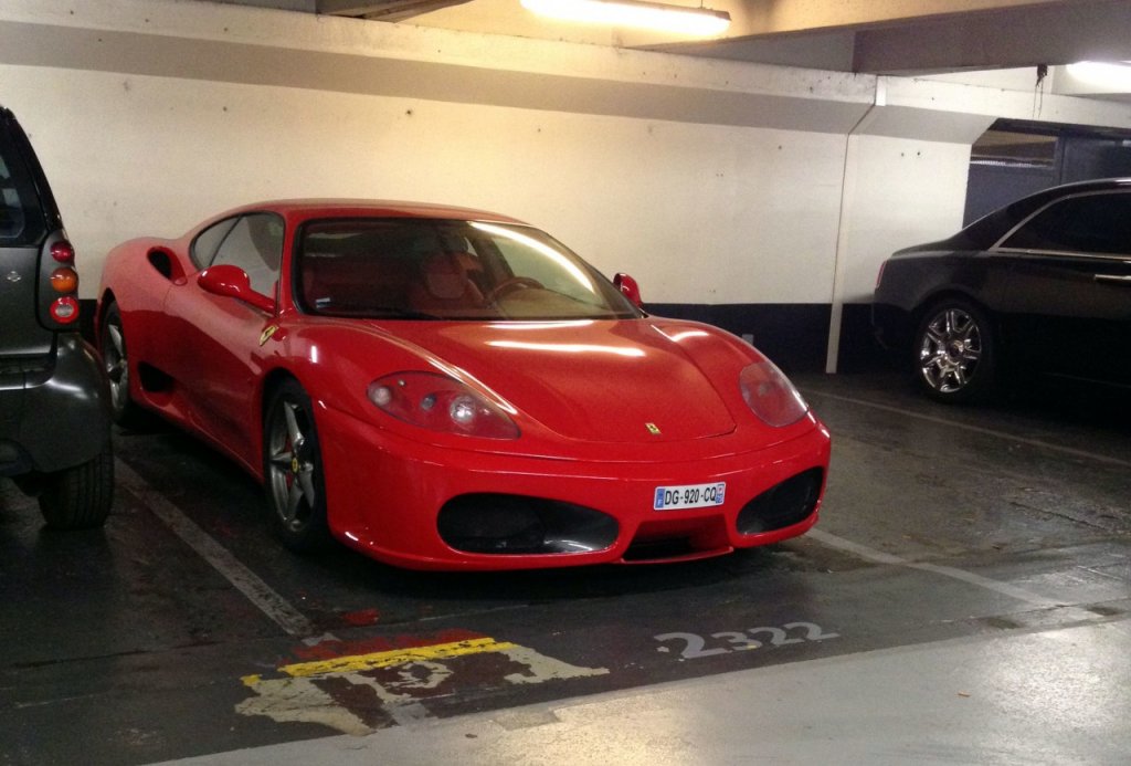 ferrari-360-modena-c571524102014195359_1.jpg