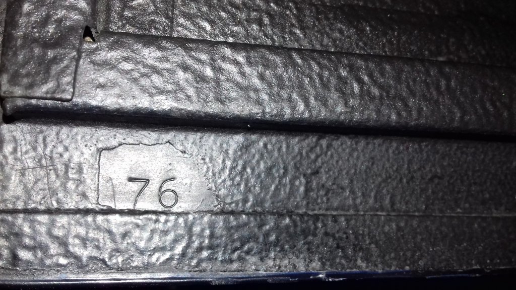 ASSY NUMBER 62285 Capot AV.jpg