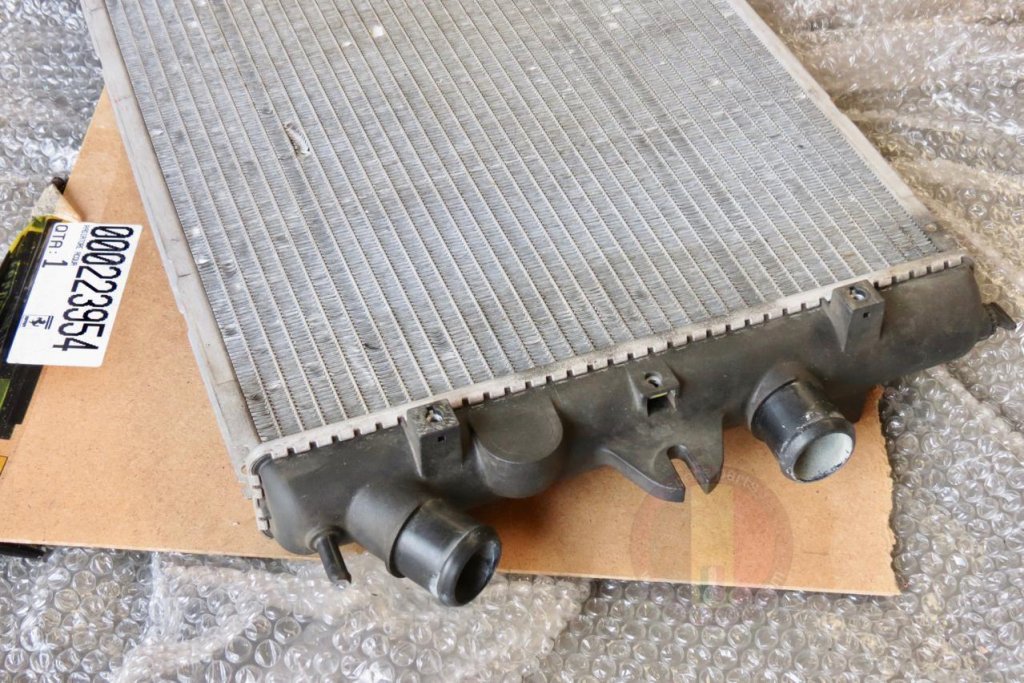 Water_Radiator_223954_2.jpg