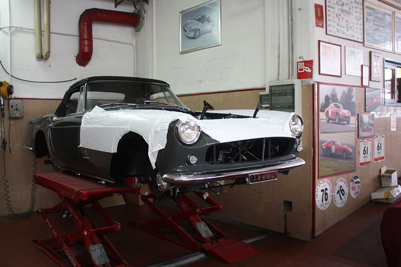 Ferrari-250-Cabriolet-Gris.jpg