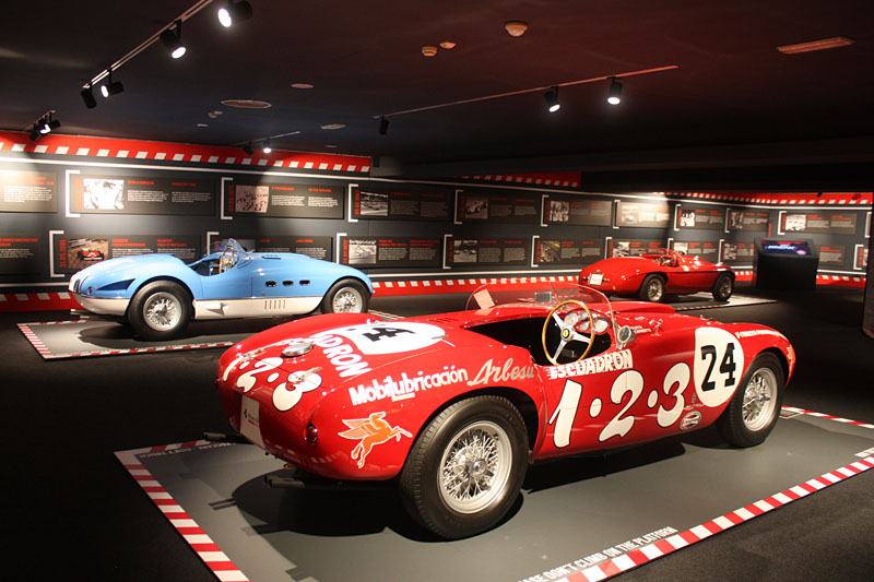 Ferrari-375-MM-Back.jpg