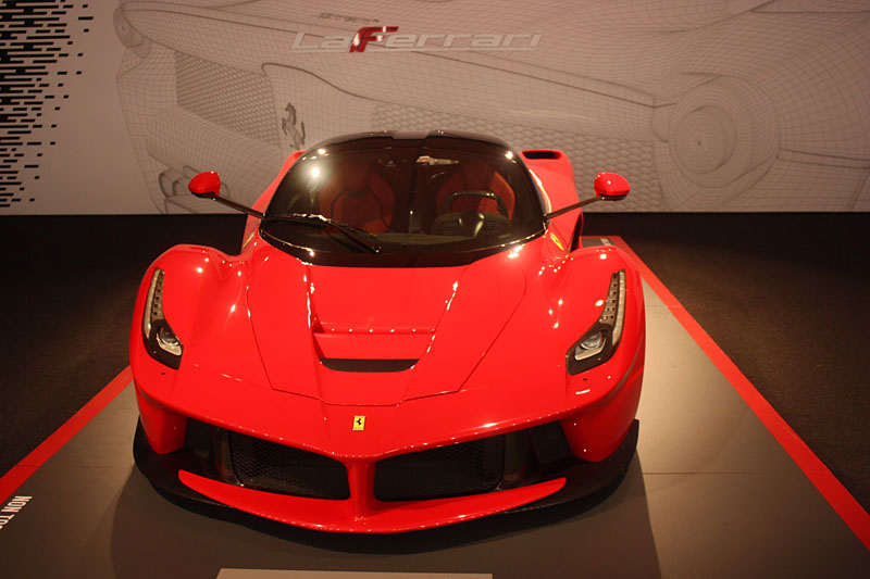 Ferrari-LaFerrari-Museo.jpg