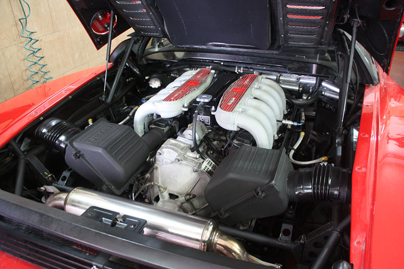 Moteur-Ferrari-512-TR.jpg