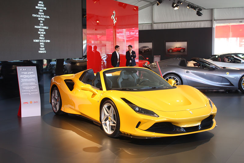 Ferrari-F8-Tributo-Spider-Side.jpg