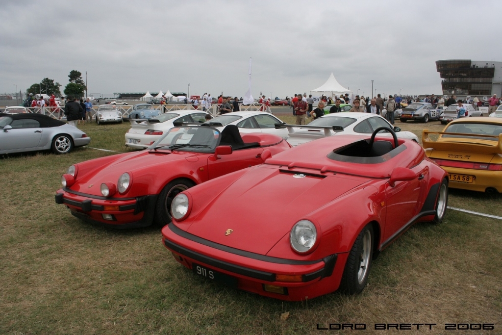 1374703913_LMC2006Porsche911Speedster.thumb.jpg.a03d954c2aa1be51536de55ecb6ec982.jpg