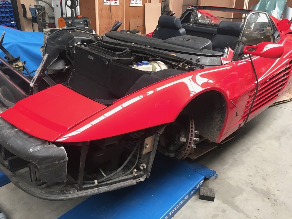 Ferrari_512TR_Wreck_9.jpeg