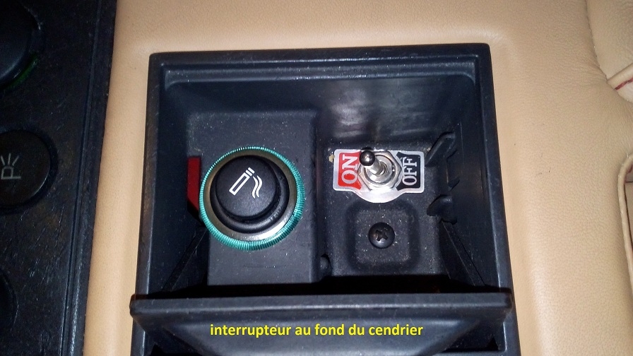 1096941820_fig12-interrupteur.jpg.7726a51c7d8ad589d2d9cefa810e5585.jpg