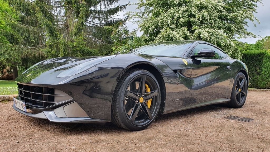 Geo27 - 1 - F12 Berlinetta.jpeg