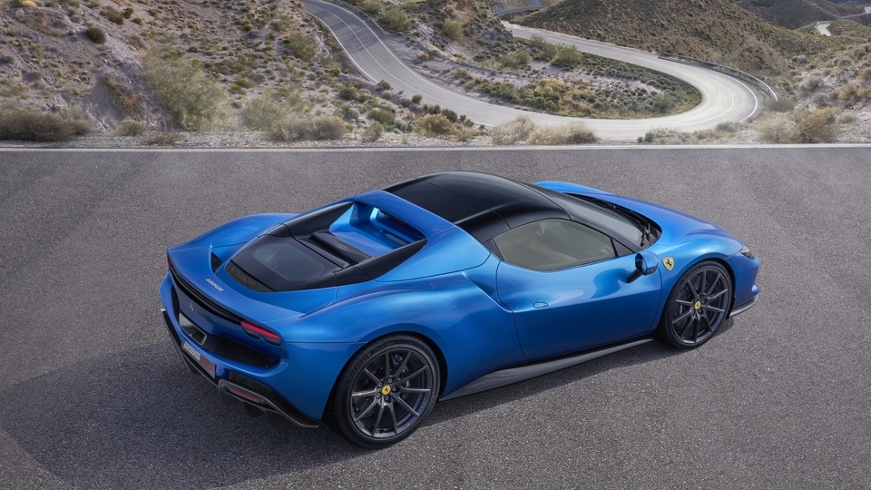 ferrari-devoile-la-296-gts.jpeg