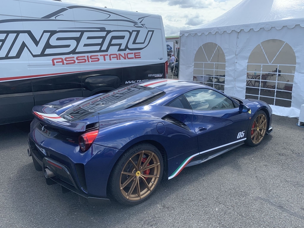 Pista-Piloti-Bleue.jpg