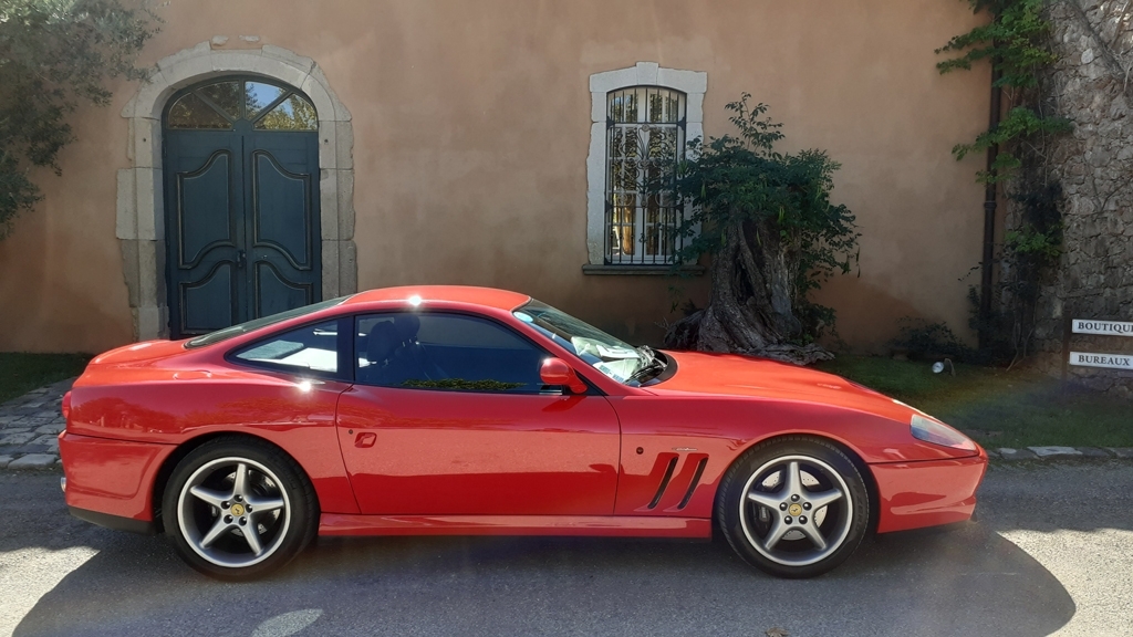Stradale V8.jpg