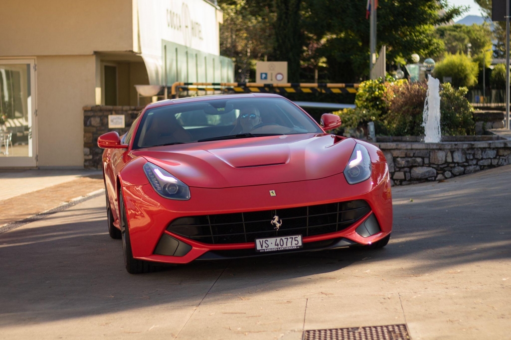 F12.jpg