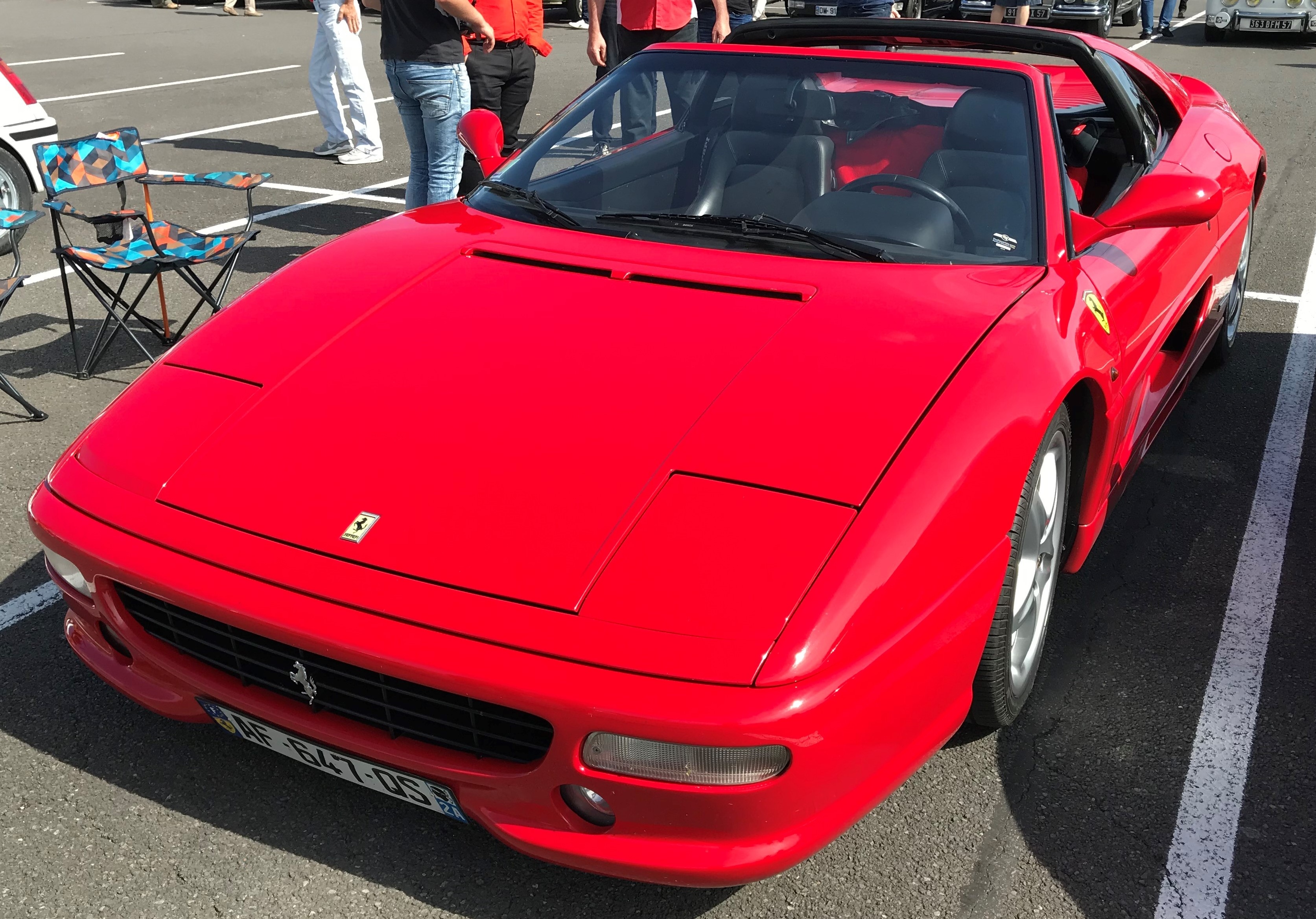 F355.jpg.d80b49061a190b1e2ed44a339ccaecb4.jpg