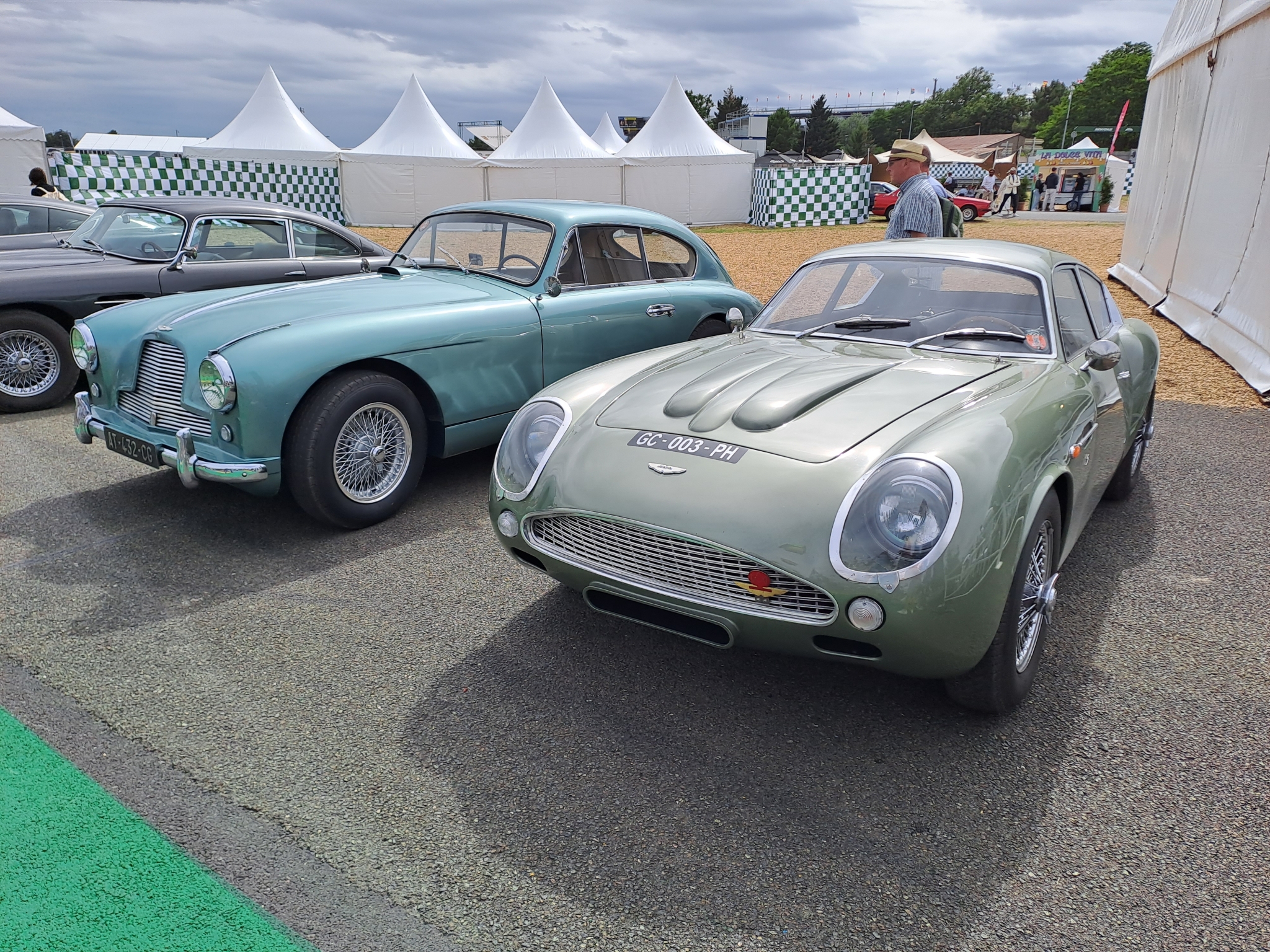 ASTON b  (3).jpg
