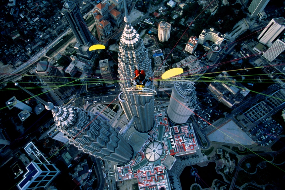 twins-towers.jpg.31aca5faf0adc40a56dc4d872ba56d7d.jpg