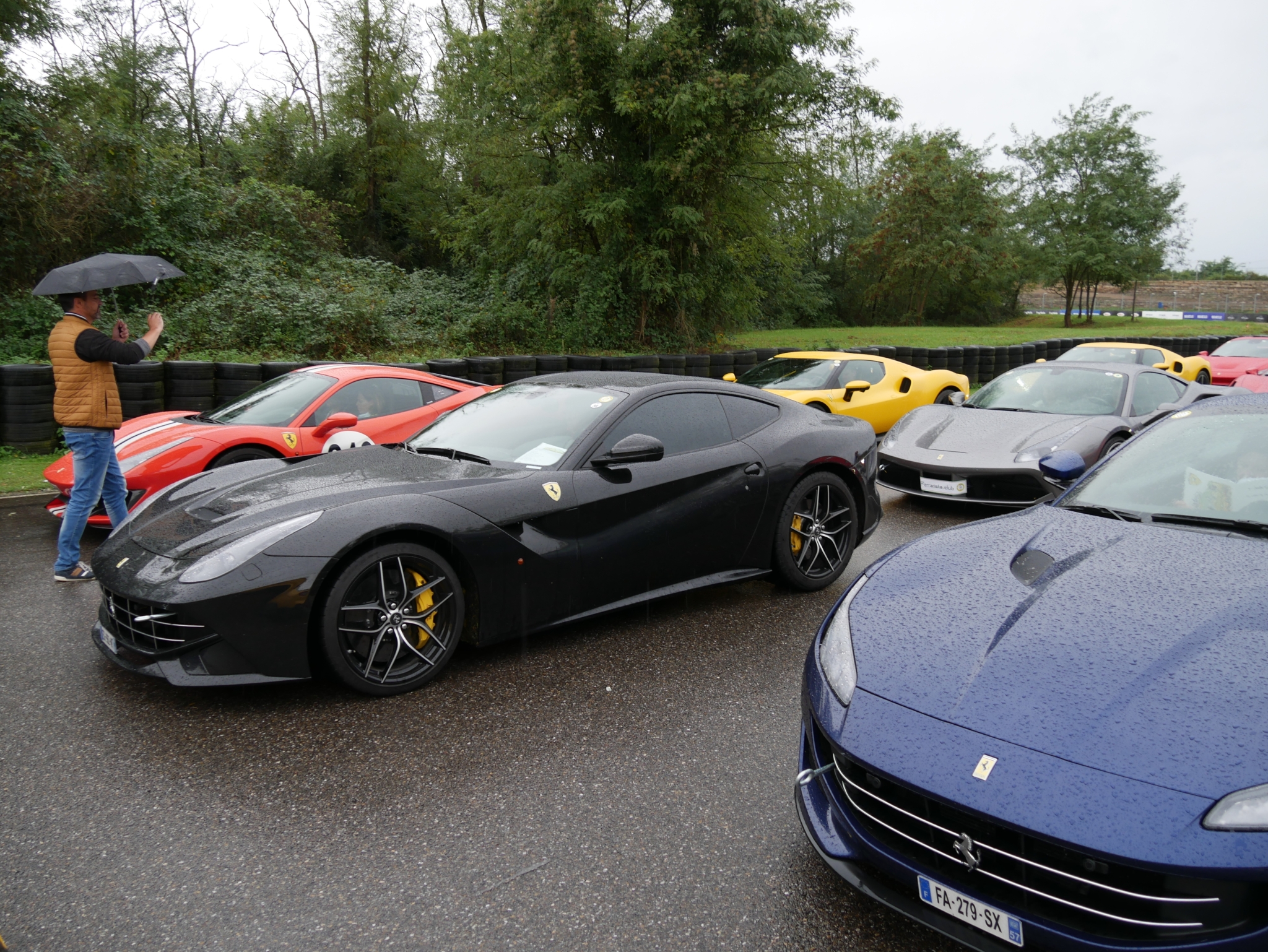 meeting FERRARISTA Septembre 2024(18).JPG