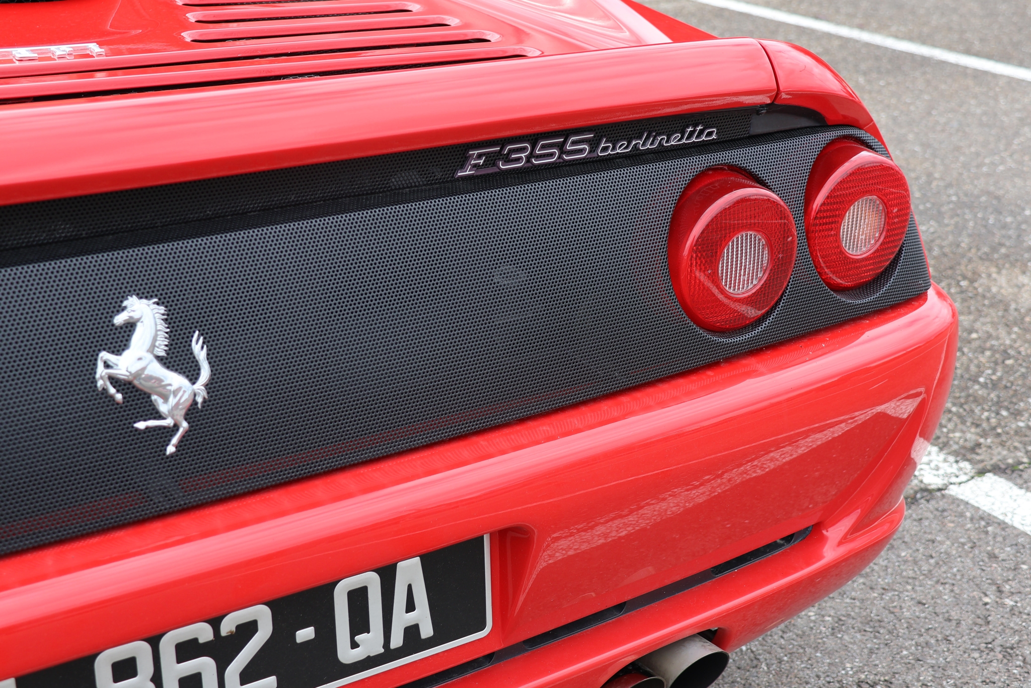 f355.2.thumb.jpg.a88c645c5930af5fd10d334e2238825b.jpg