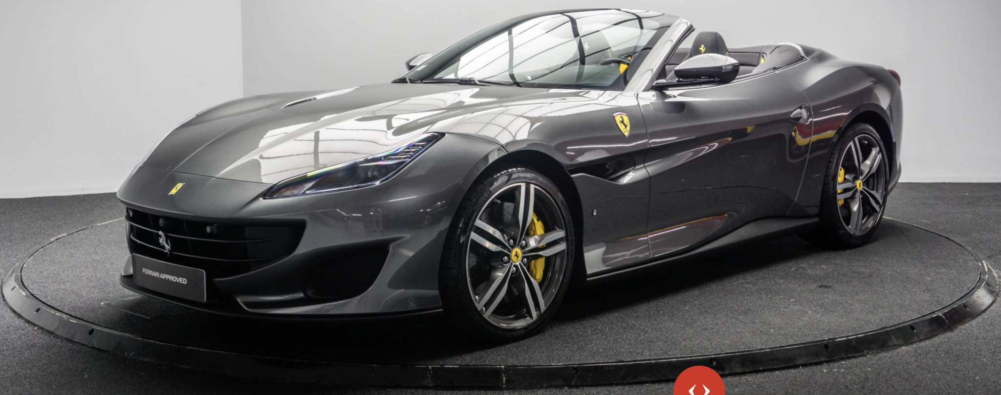 Ferrari Portofino côté biais.png