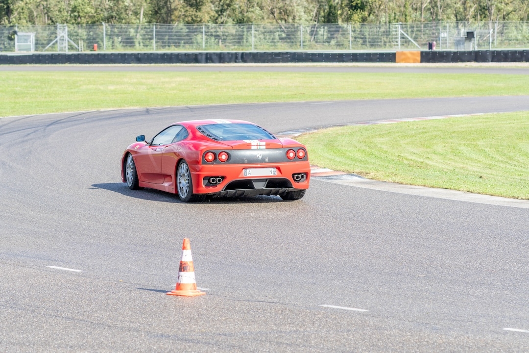 Stradale-arrière.jpg