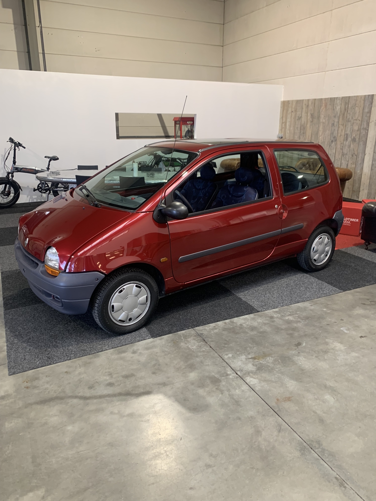 Renault Twingo.jpg