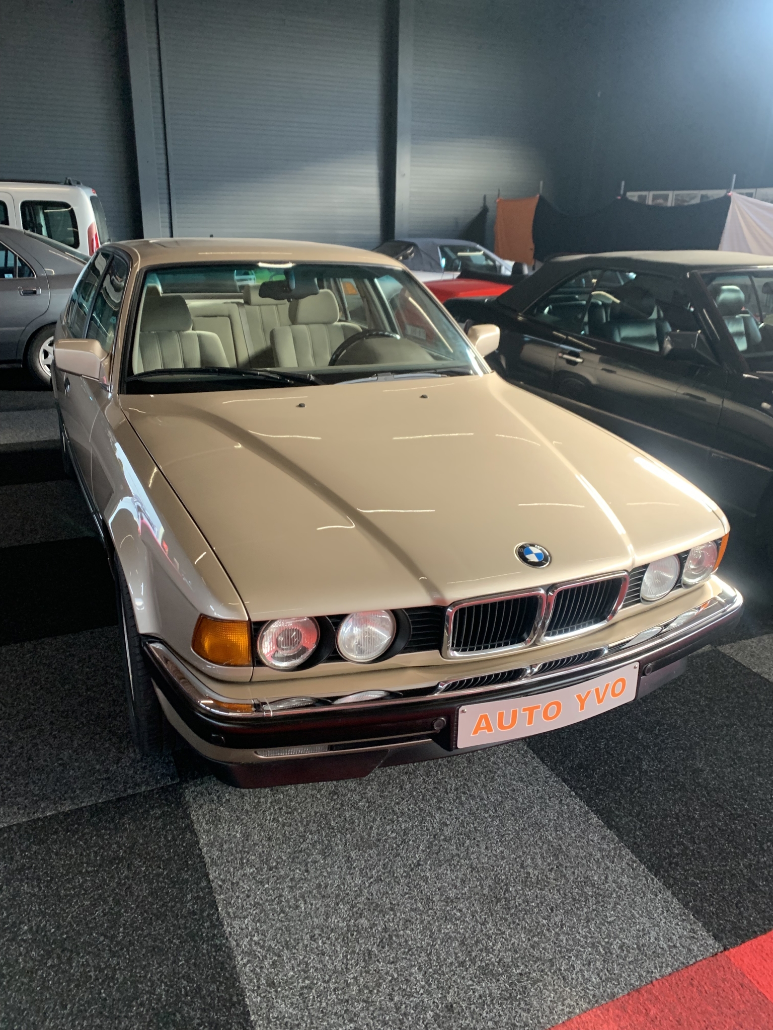 BMW 735i.jpg