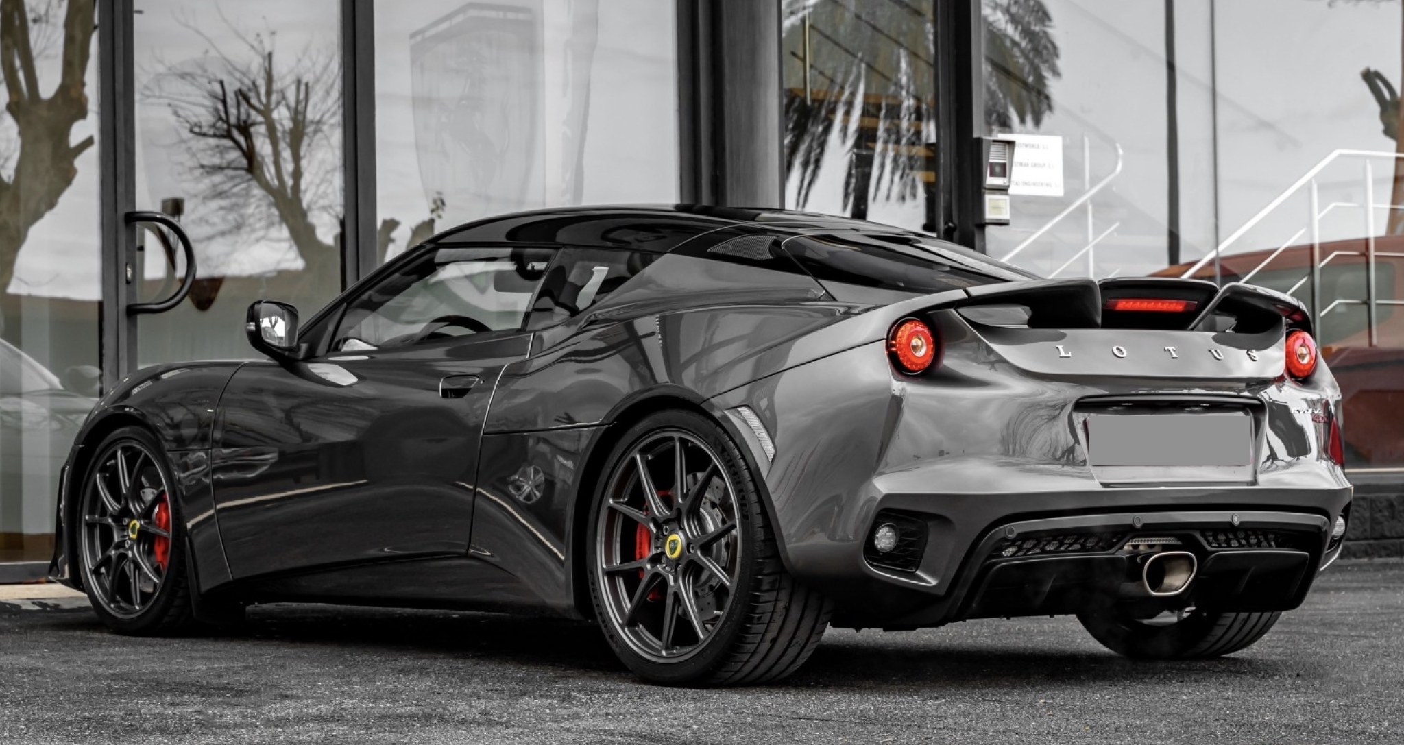 Lotus Evora.jpg