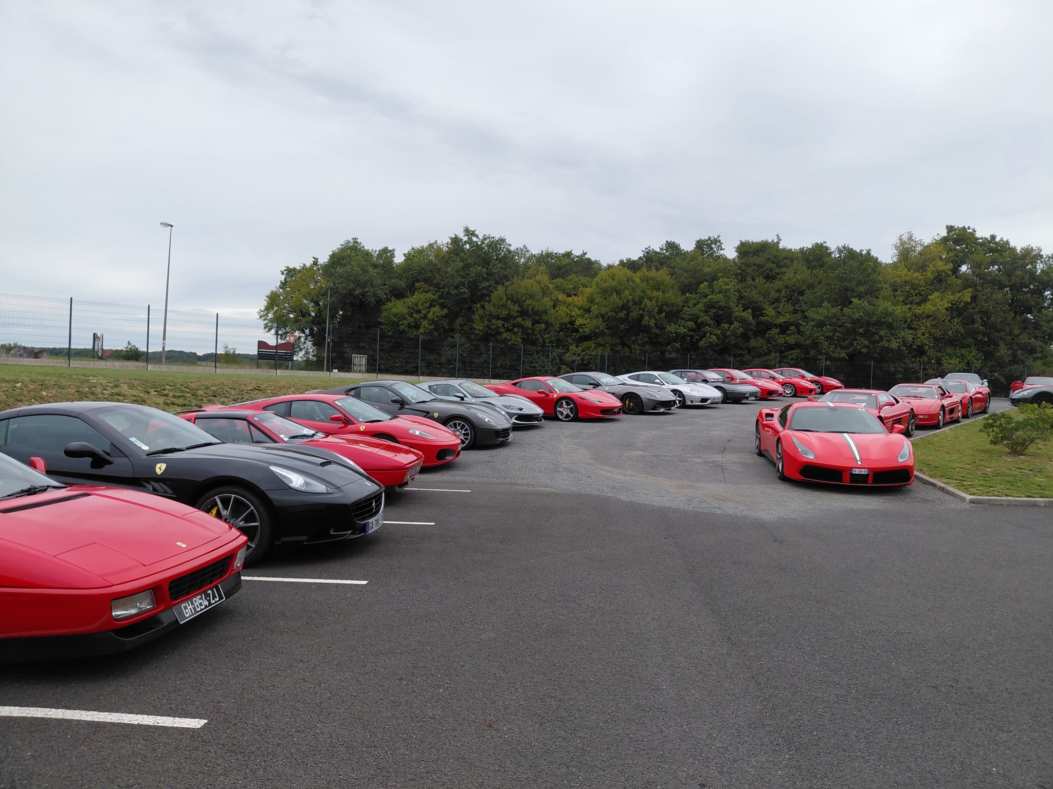 Meeting FERRARISTA SEPTEMBRE 2025 Cognac CHARENTE (127).jpg