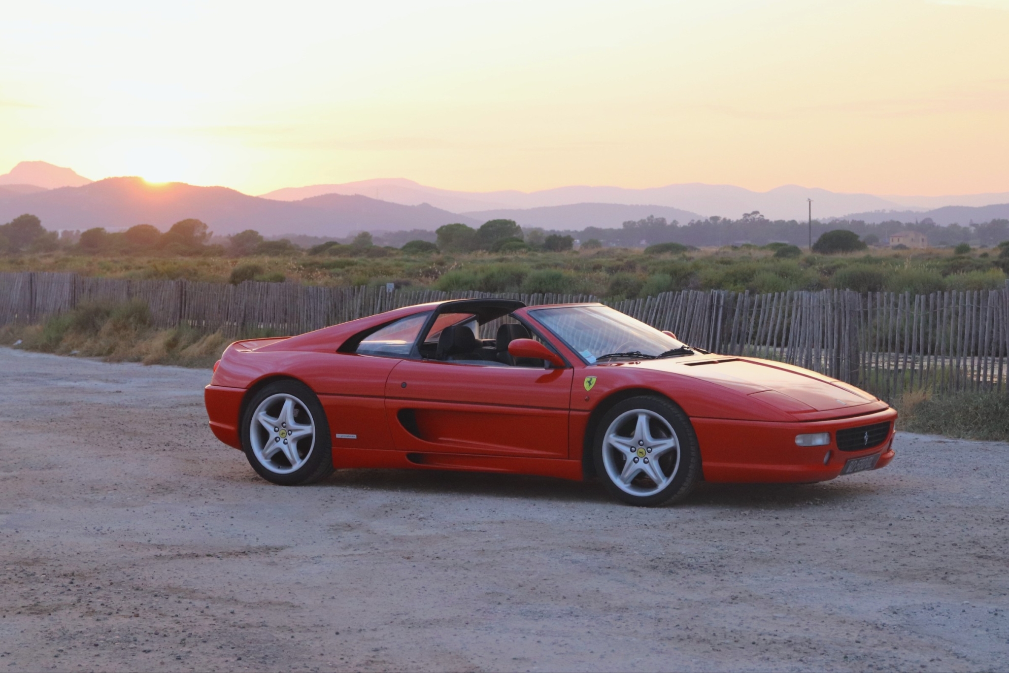 FERRARI 355 GTS A VENDRE BREST.jpg