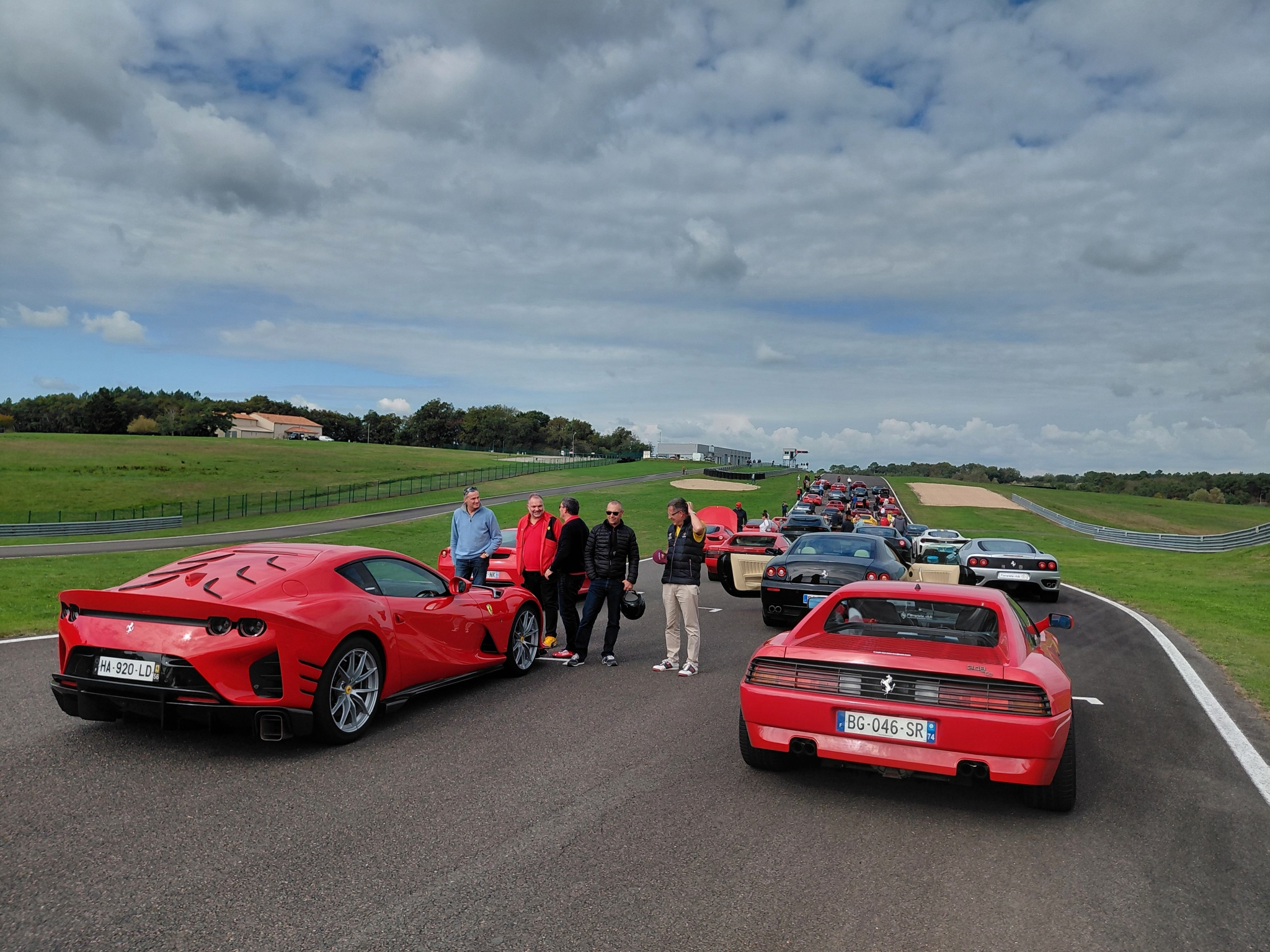 Meeting FERRARISTA SEPTEMBRE 2025 Cognac CHARENTE (56).jpg